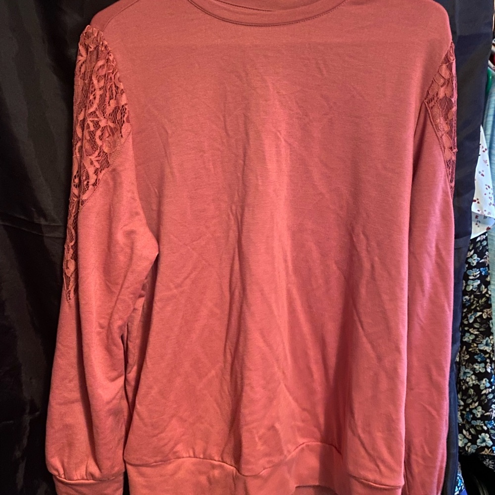 Como Vintage Women's Coral Lace Sleeve Sweatshirt